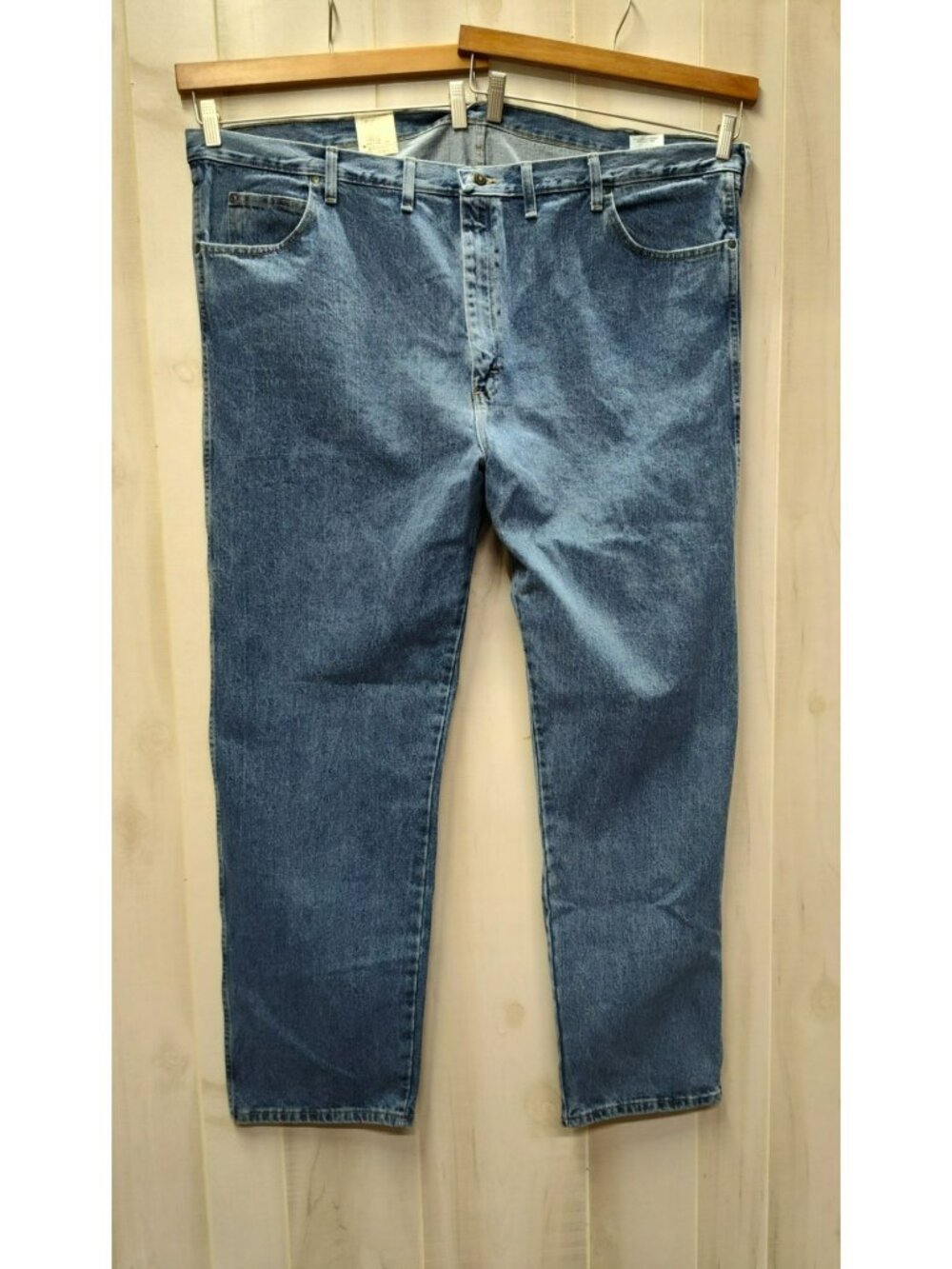 Wrangler Relaxed Fit Jeans, NWT, Men's 50x34, 50 Waist, Medium Wash, 100% Cotton